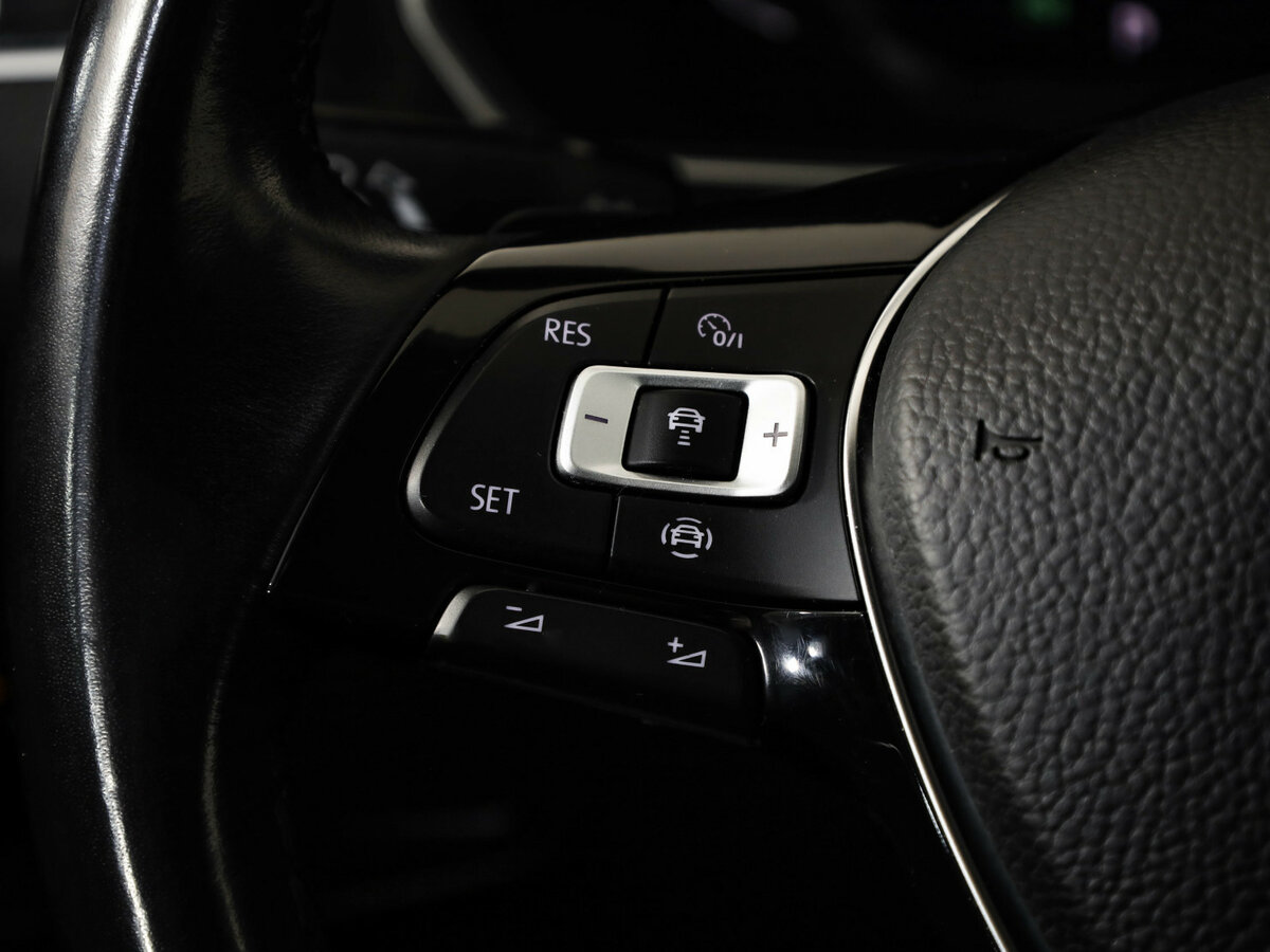 Купить Volkswagen Tiguan II, 2019, 92 843 км, фото №14