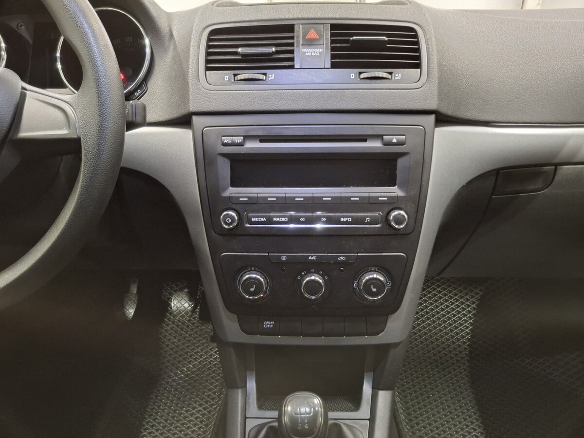 Купить Skoda Yeti I Рестайлинг, 2014, 155 804 км, фото №14