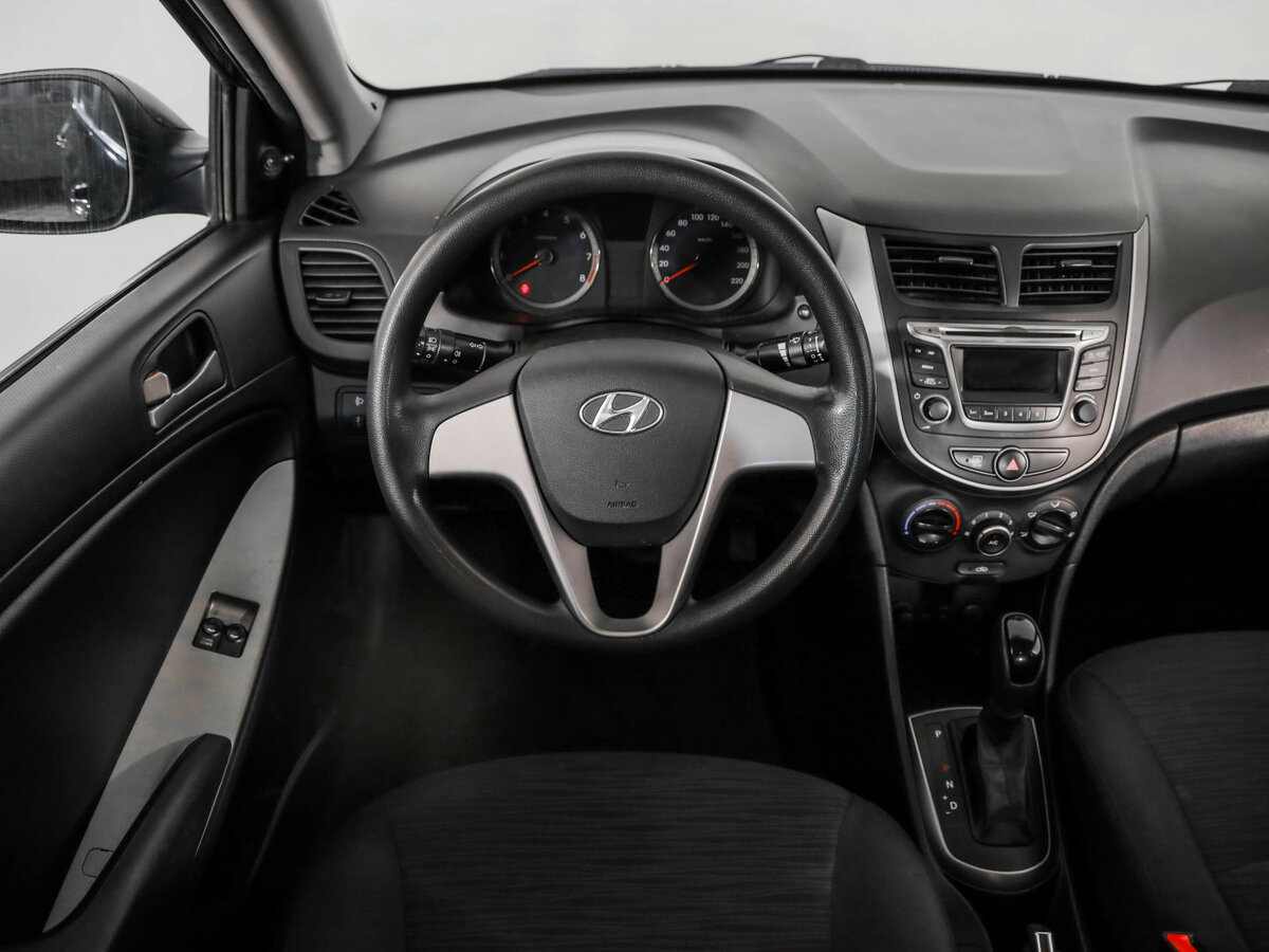 Купить Hyundai Solaris I Рестайлинг, 2016, 141 005 км, фото №11